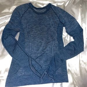 Lululemon long sleeve shirt